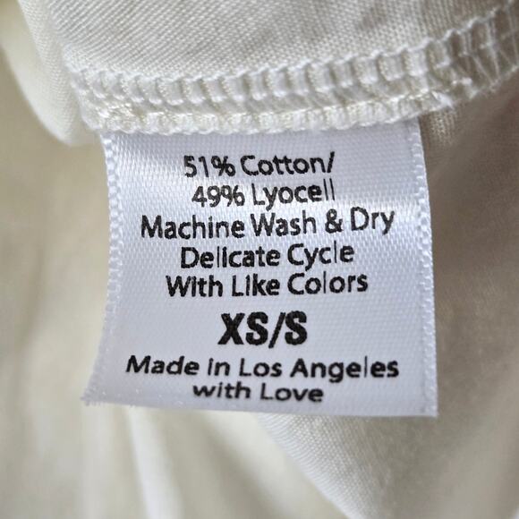 Sugar Candy Mountain Lupine Cotton Blend V-Neck White Top Womens Size XS Small - Picture 10 of 10